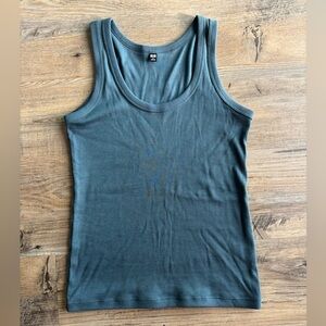 NWOT Uniqlo Soft Ribbed Tank Top – Teal / Blue-Gray | Women’s Size S